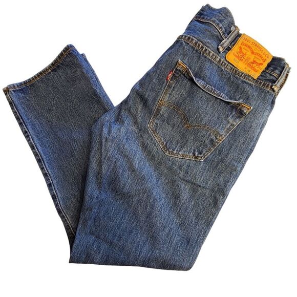 Levi's 501 Jeans, button fly,  denim men's  size 38 x 30 - Picture 2 of 8